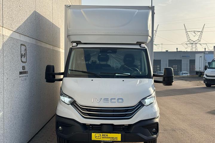 Hvid Iveco Daily fra 2026