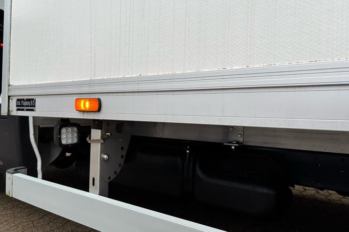 Hvid Iveco Daily fra 2026
