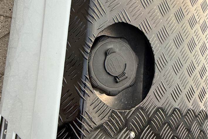 Hvid Iveco S-Way fra 2025