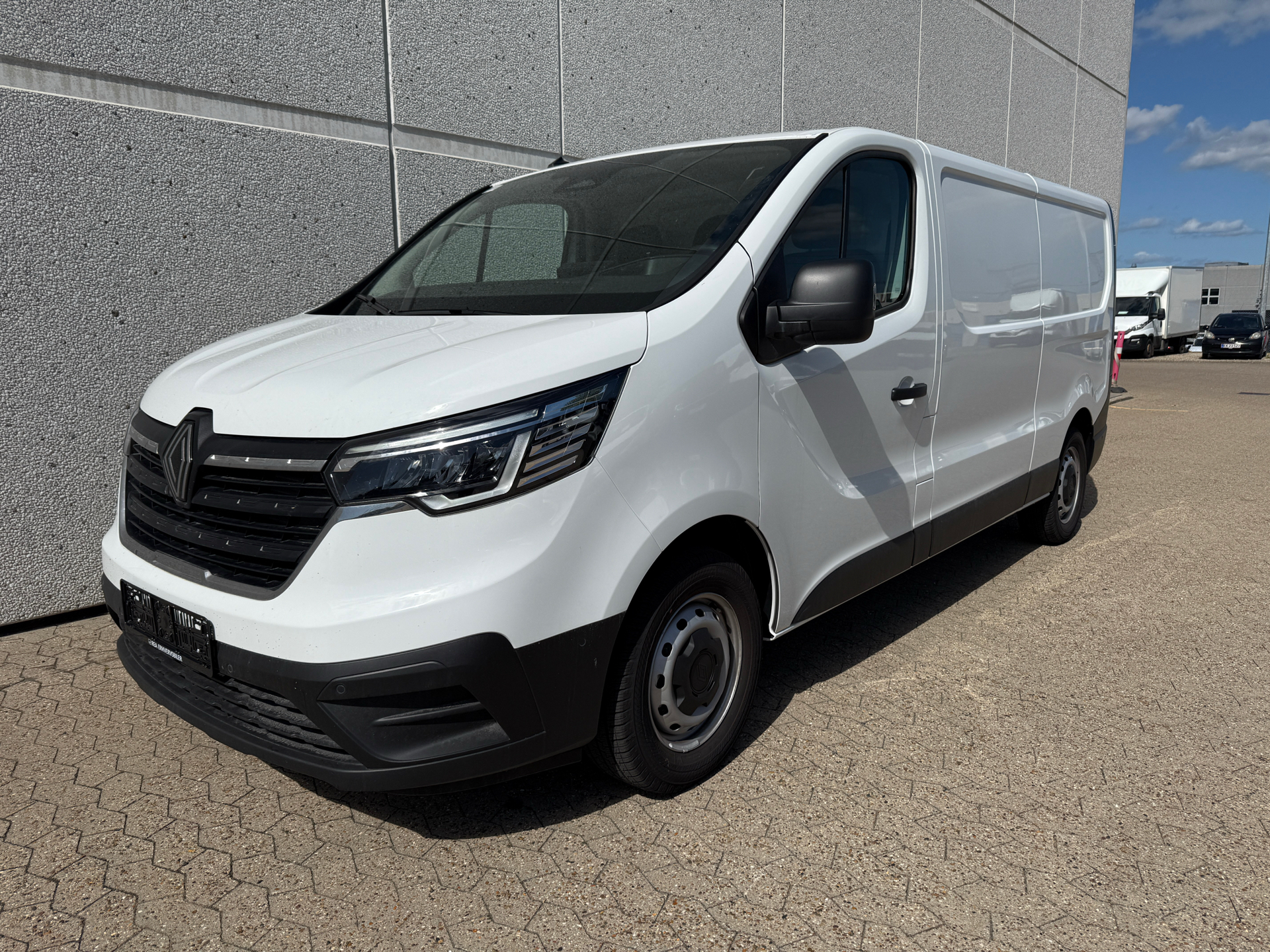 Renault Trafic 2,0 L2H1 DCI start/stop 130HK Van 6g