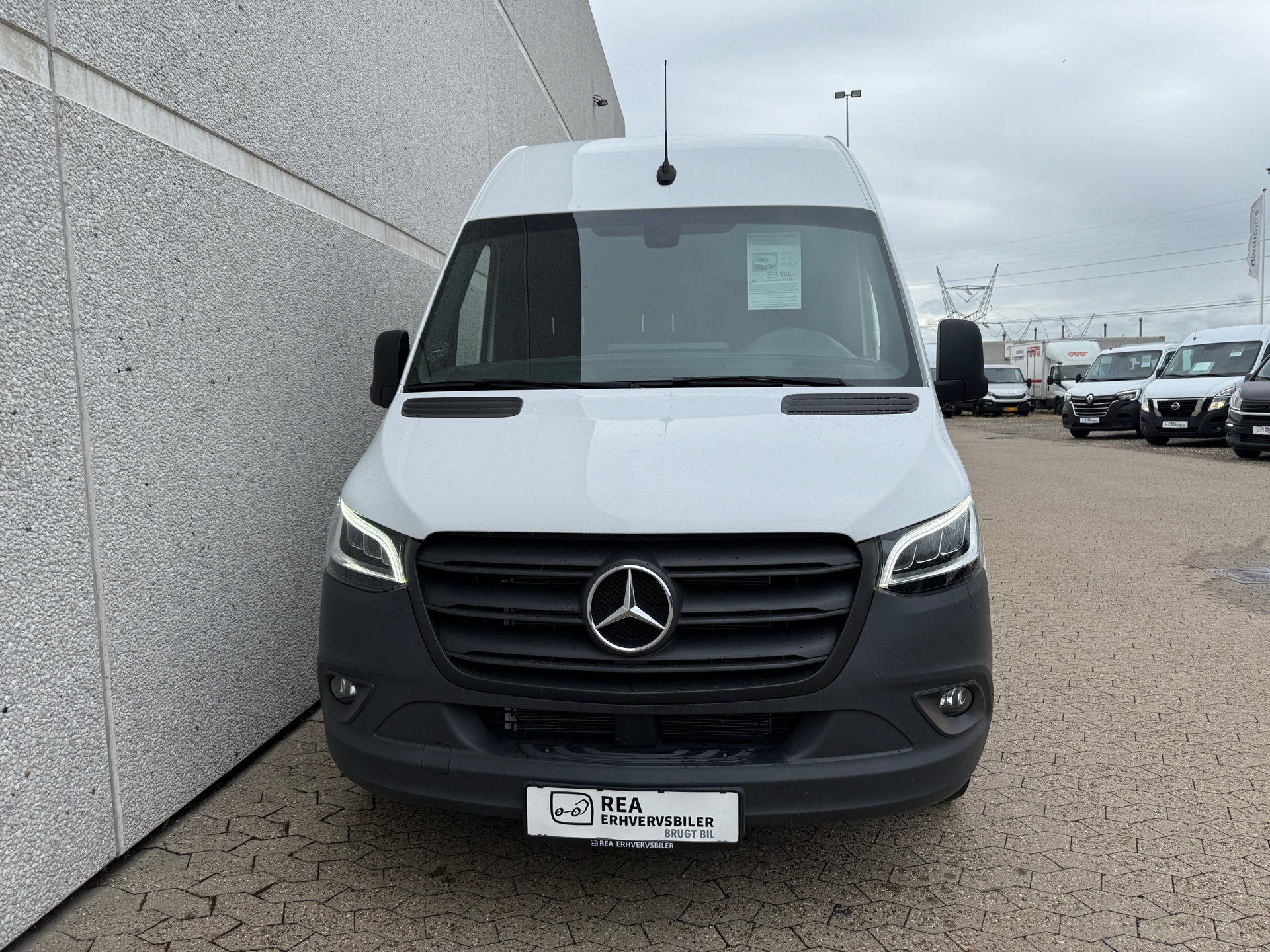 Hvid Mercedes Sprinter fra 2024
