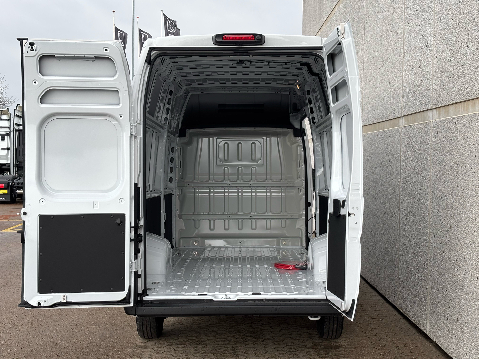 Hvid Fiat E-Ducato fra 2026