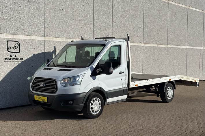 Hvid Ford Transit fra 2019