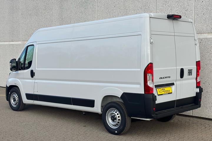 Hvid Fiat Ducato fra 2026