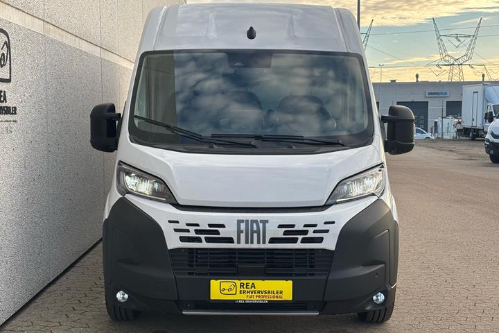 Hvid Fiat Ducato fra 2026