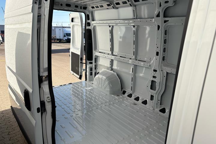 Hvid Fiat Ducato fra 2026