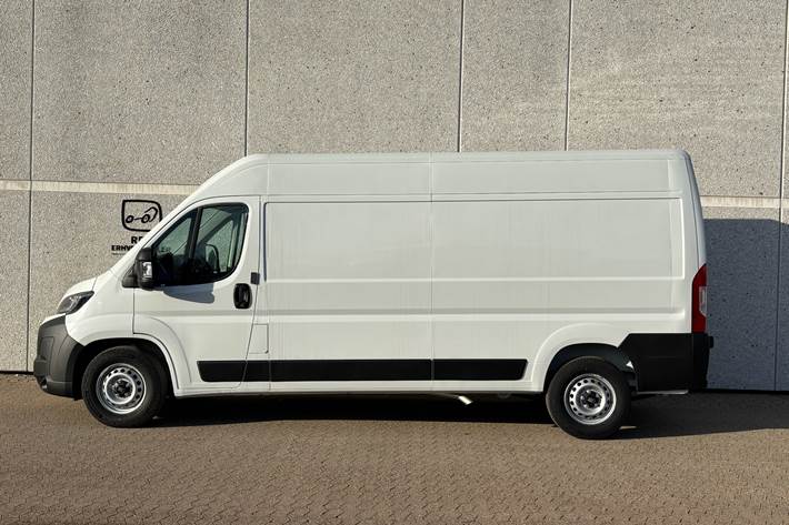 Hvid Fiat Ducato fra 2026