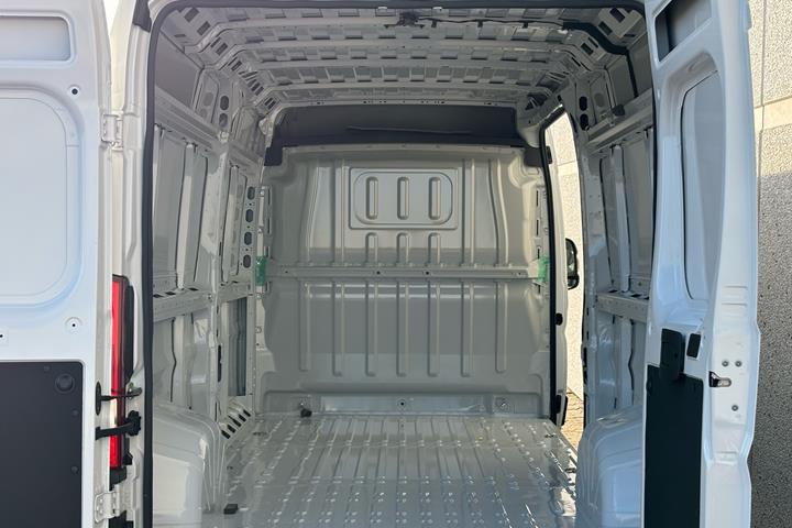 Hvid Fiat Ducato fra 2026