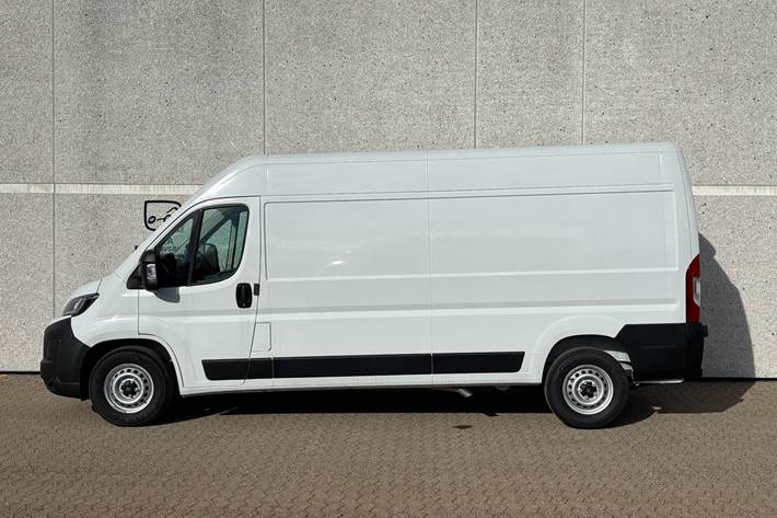 Hvid Fiat Ducato fra 2026