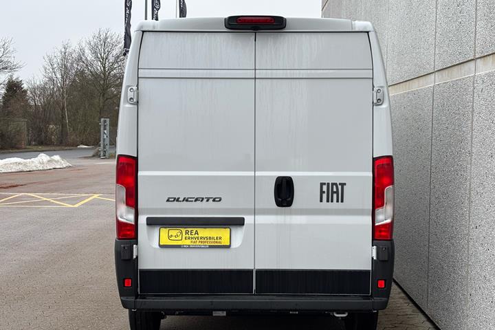 Hvid Fiat Ducato fra 2026