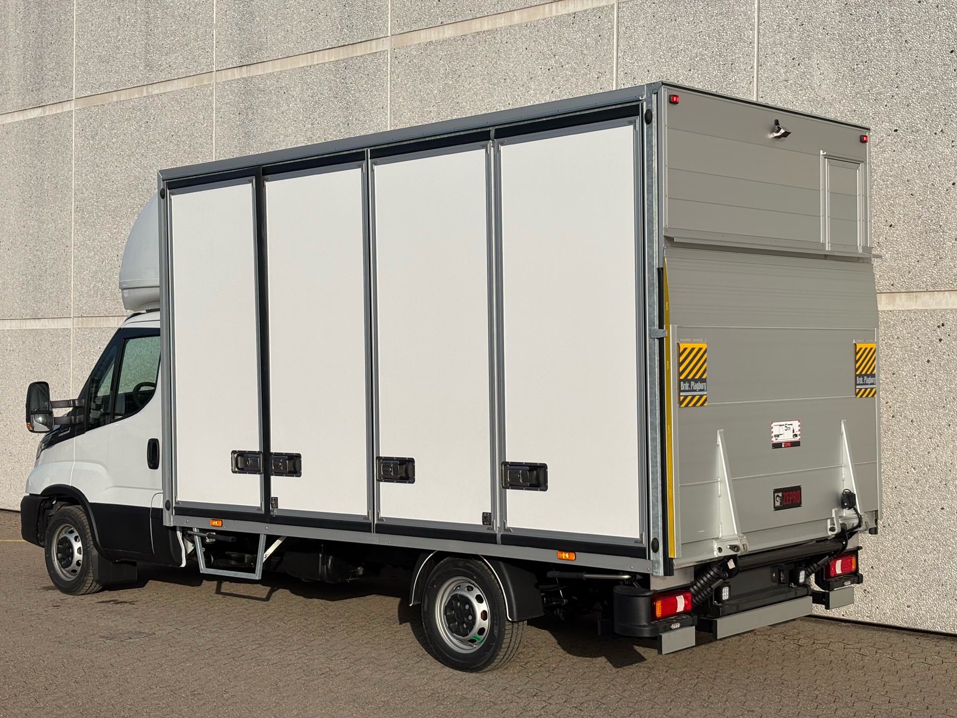 Hvid Iveco Daily fra 2026
