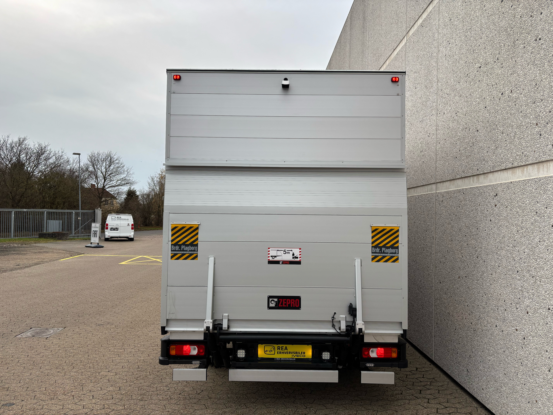 Hvid Iveco Daily fra 2026