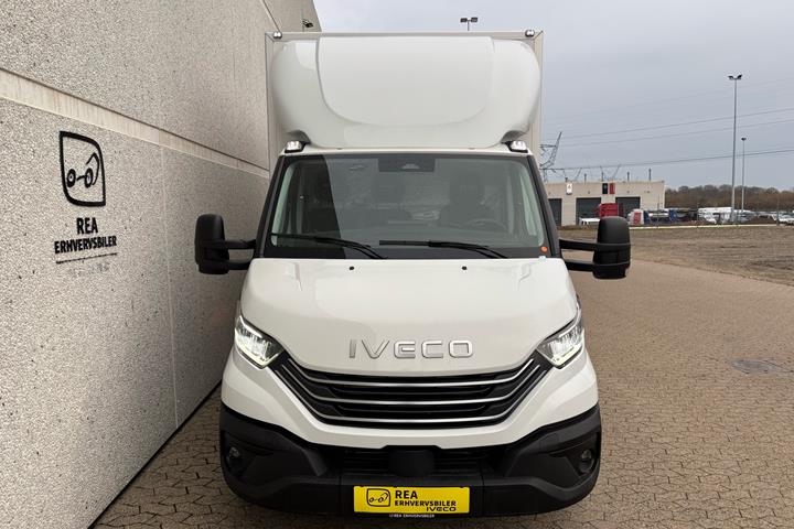Hvid Iveco Daily fra 2026