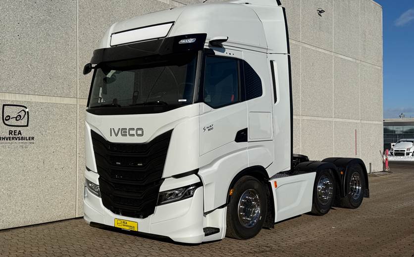 Iveco S-Way D AS440S49-E6e Twinsteer 490HK 12g Aut.