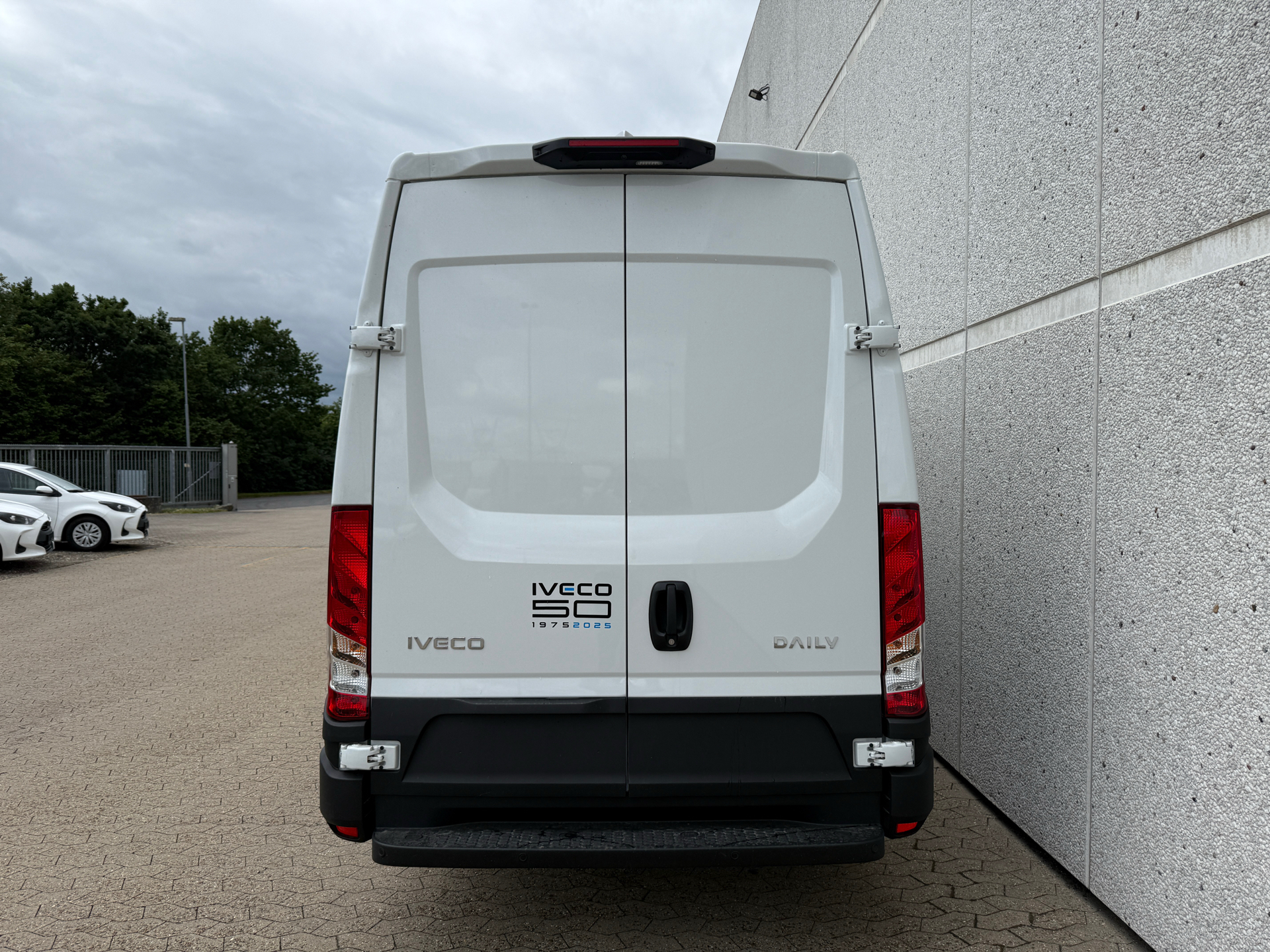 Iveco Daily 3,0 35S18 12m3 D 180HK Van 8g Aut.