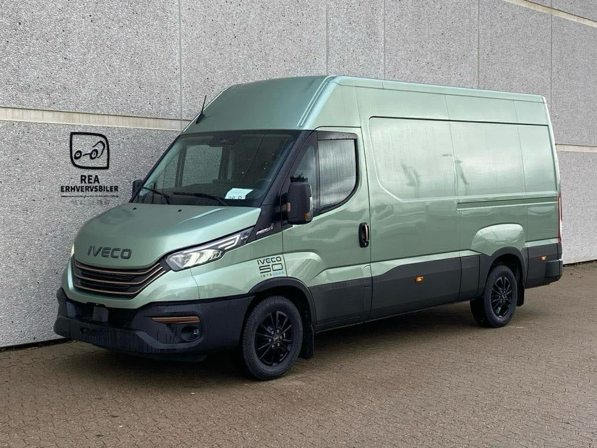 Iveco Daily 3,0 35S21 12m3 D Forza Hi-Matic 210HK Van 8g Aut.