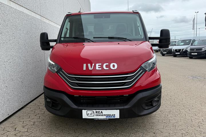 Rød Iveco Daily fra 2026