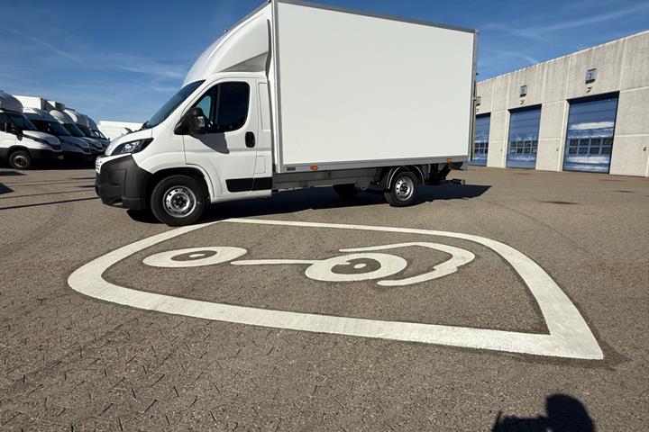 Hvid Fiat Ducato Maxi fra 2026