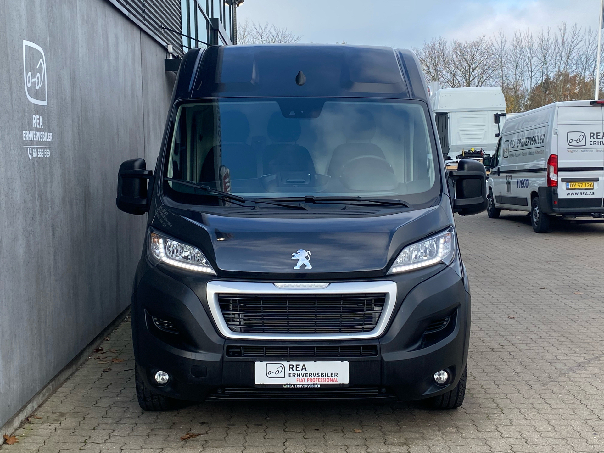 Sort Peugeot Boxer fra 2023