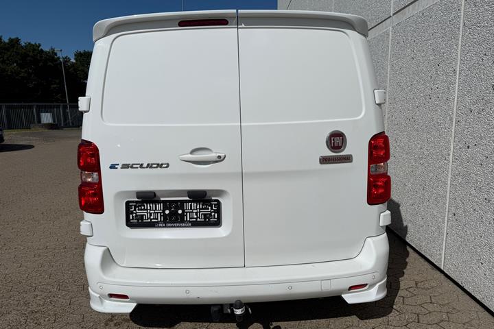 Hvid Fiat E-Scudo fra 2022
