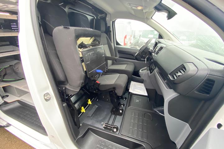 Hvid Fiat E-Scudo fra 2022