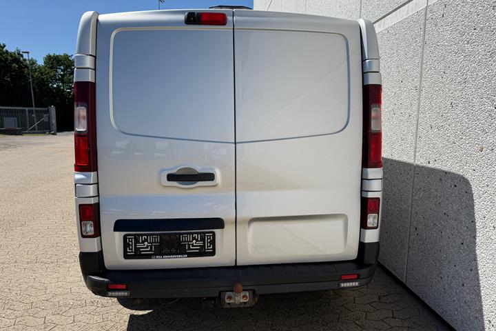 Sølv Fiat Talento fra 2017