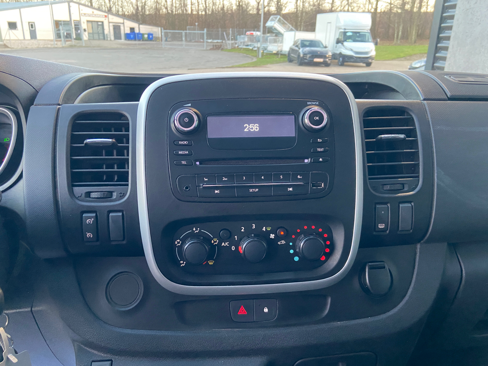 Sølv Fiat Talento fra 2017