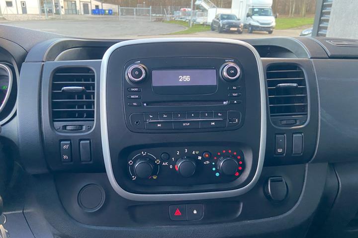 Sølv Fiat Talento fra 2017