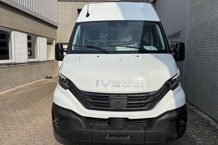 Hvid Iveco FBH/42S14E fra 2025