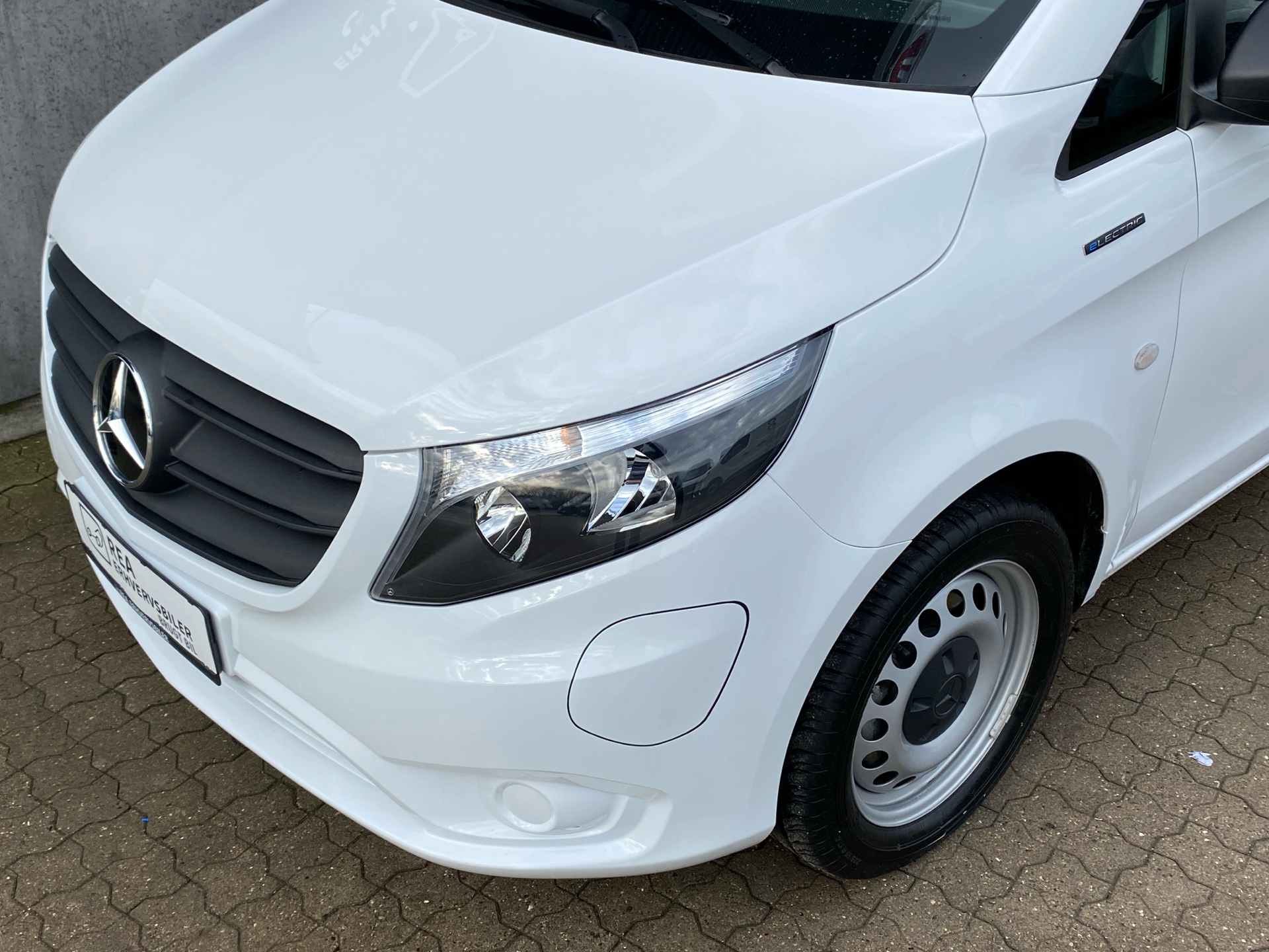 Mercedes eVito 112 A2 EL 116HK Van Aut.