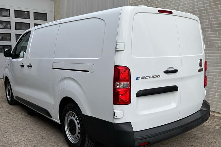 Hvid Fiat E-Scudo fra 2024