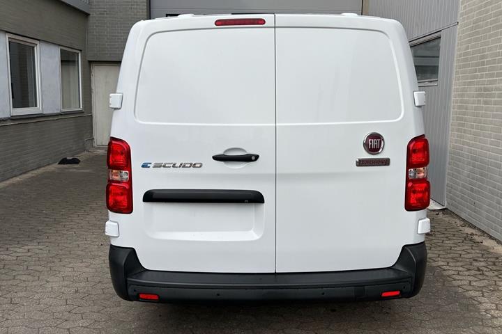 Hvid Fiat E-Scudo fra 2024