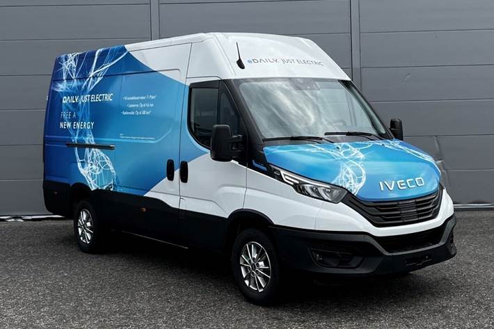 Hvid Iveco eDaily fra 2025 set udefra