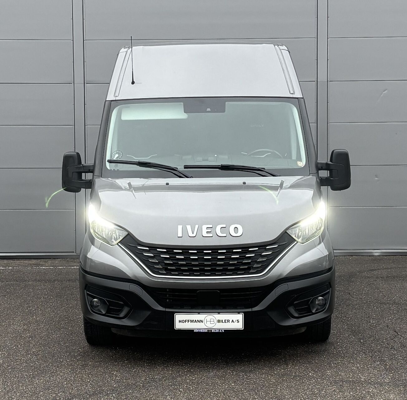 Iveco Daily 3,0 35S21 12m3 D Hi-Matic 210HK Van 8g Aut.