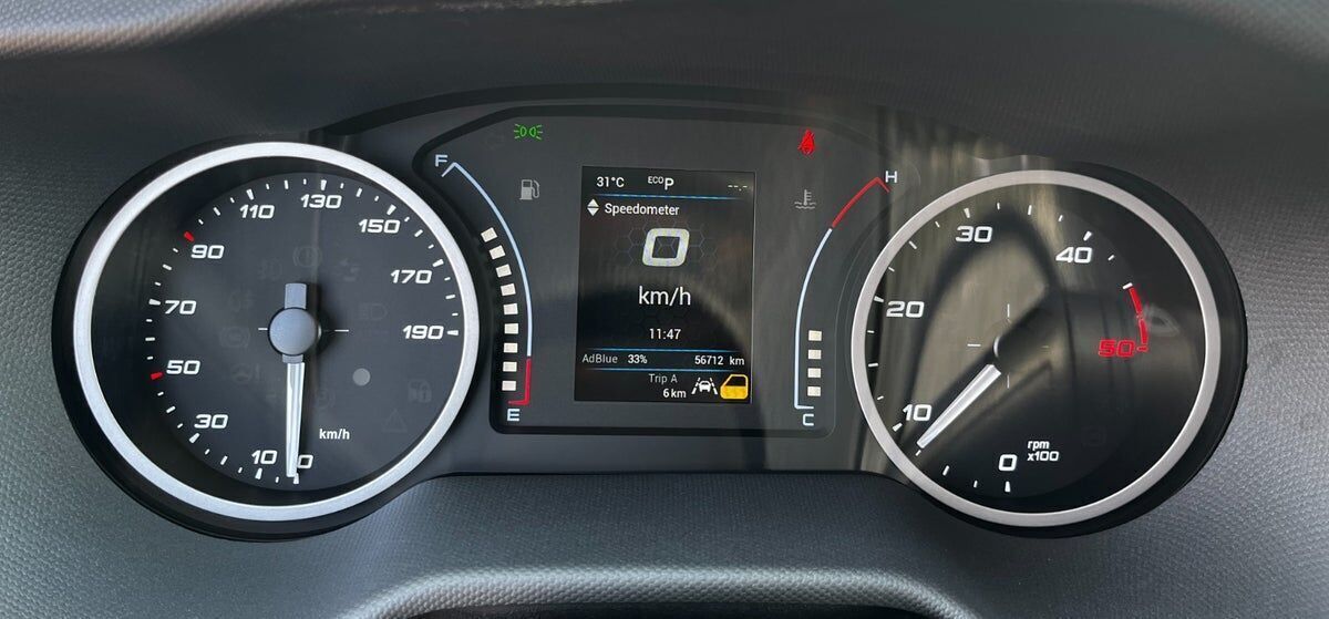 Grå Iveco Daily fra 2022
