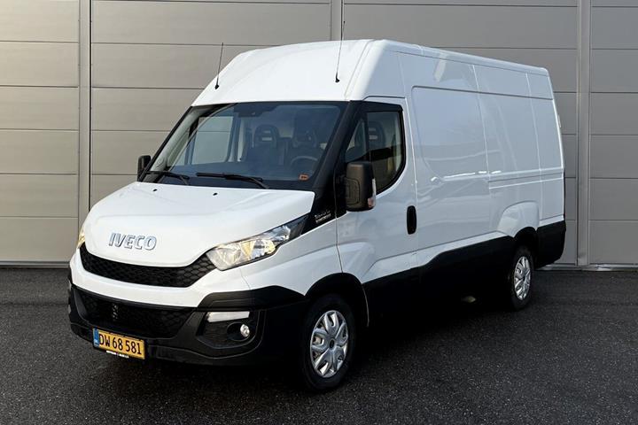 Hvid Iveco Daily fra 2016