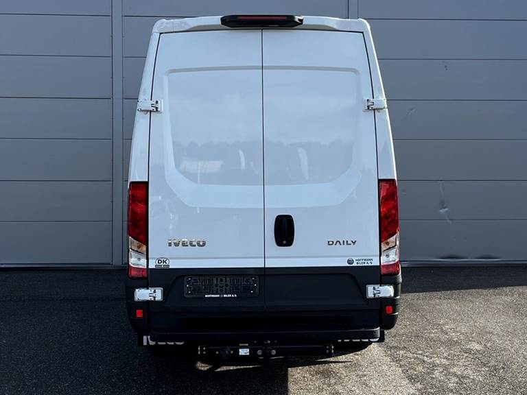 Iveco Daily 2,3 35S16 12m3 D Forza+ Hi-Matic 156HK Van 8g Aut.