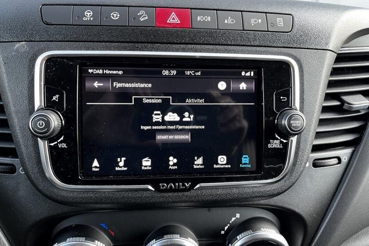 Hvid Iveco Daily fra 2023