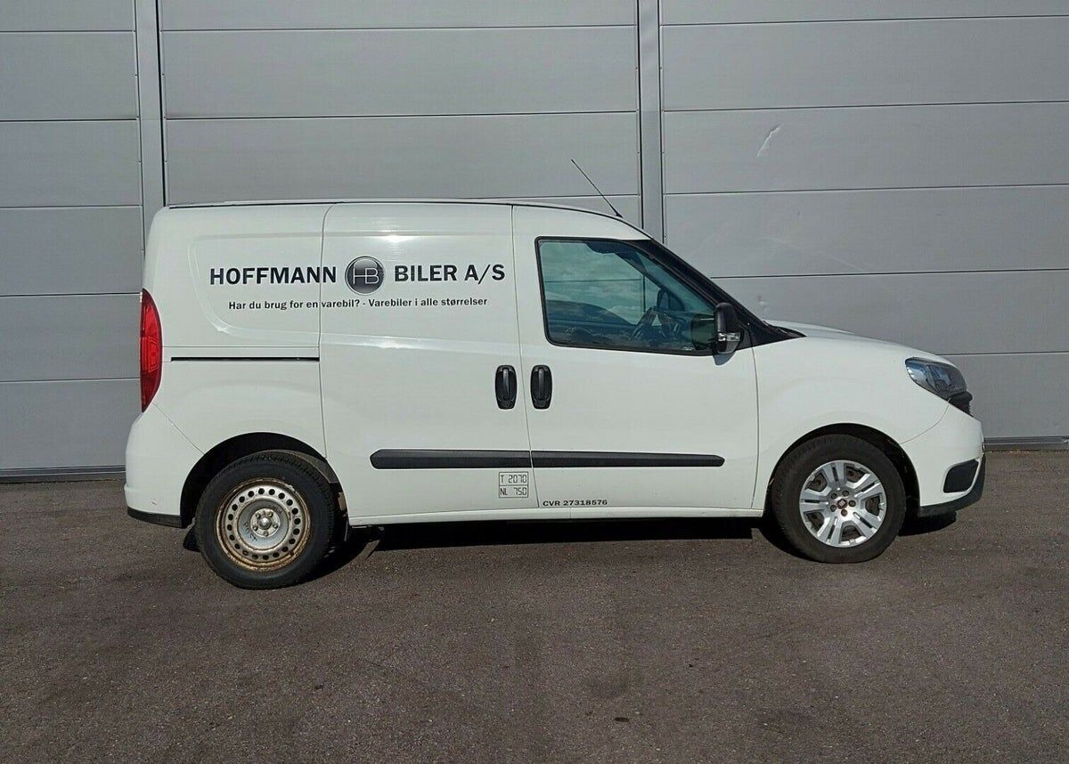 Hvid Fiat Doblò fra 2016