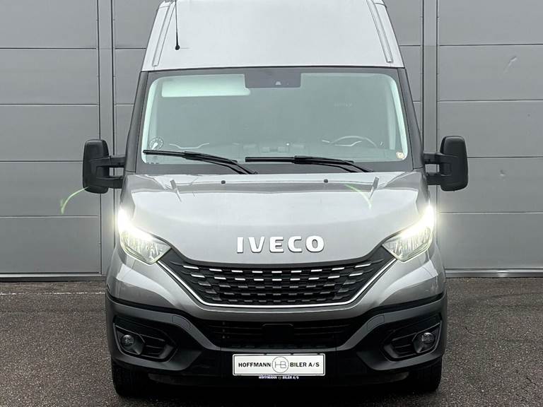Iveco Daily 3,0 35S21 12m3 D Hi-Matic 210HK Van 8g Aut.