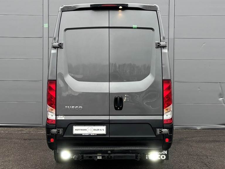 Iveco Daily 3,0 35S21 12m3 D Hi-Matic 210HK Van 8g Aut.