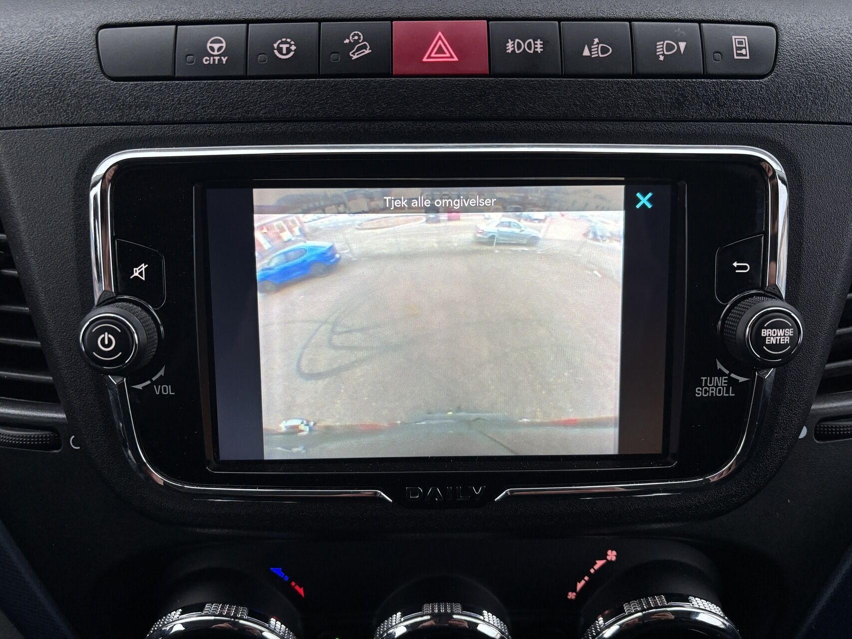 Grå Iveco Daily fra 2021