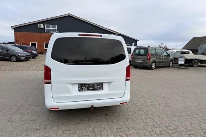Hvid Mercedes Vito fra 2017
