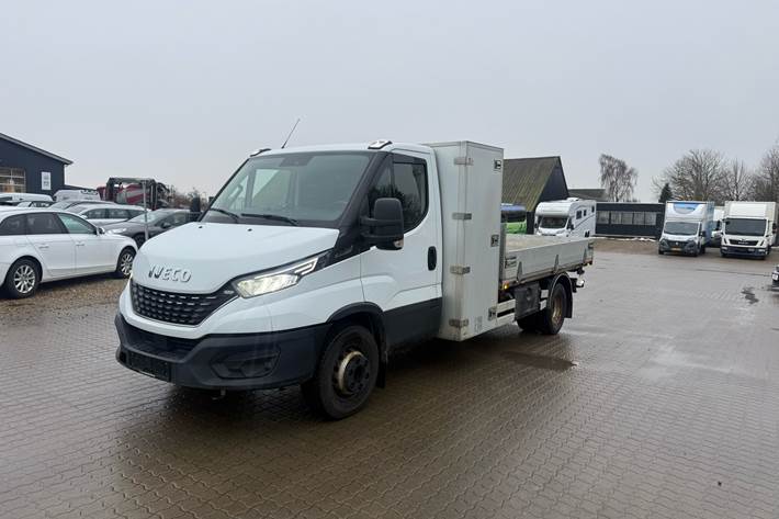 Hvid Iveco Daily fra 2021