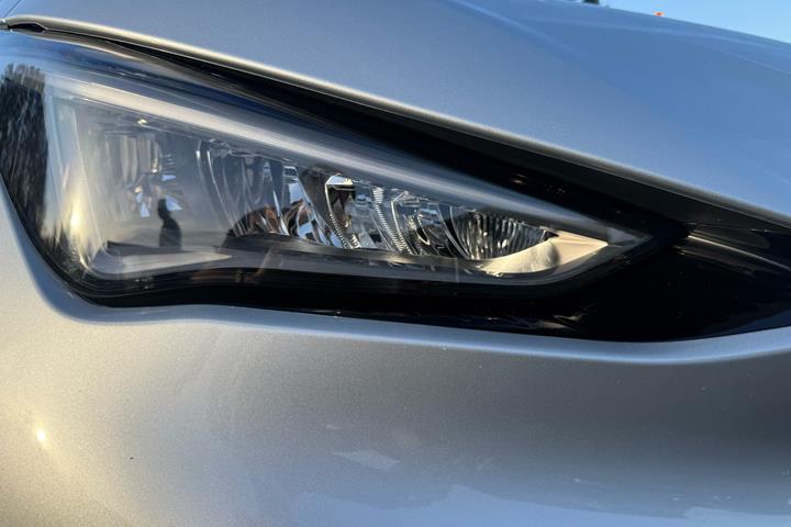 Sølv Cupra Born fra 2023