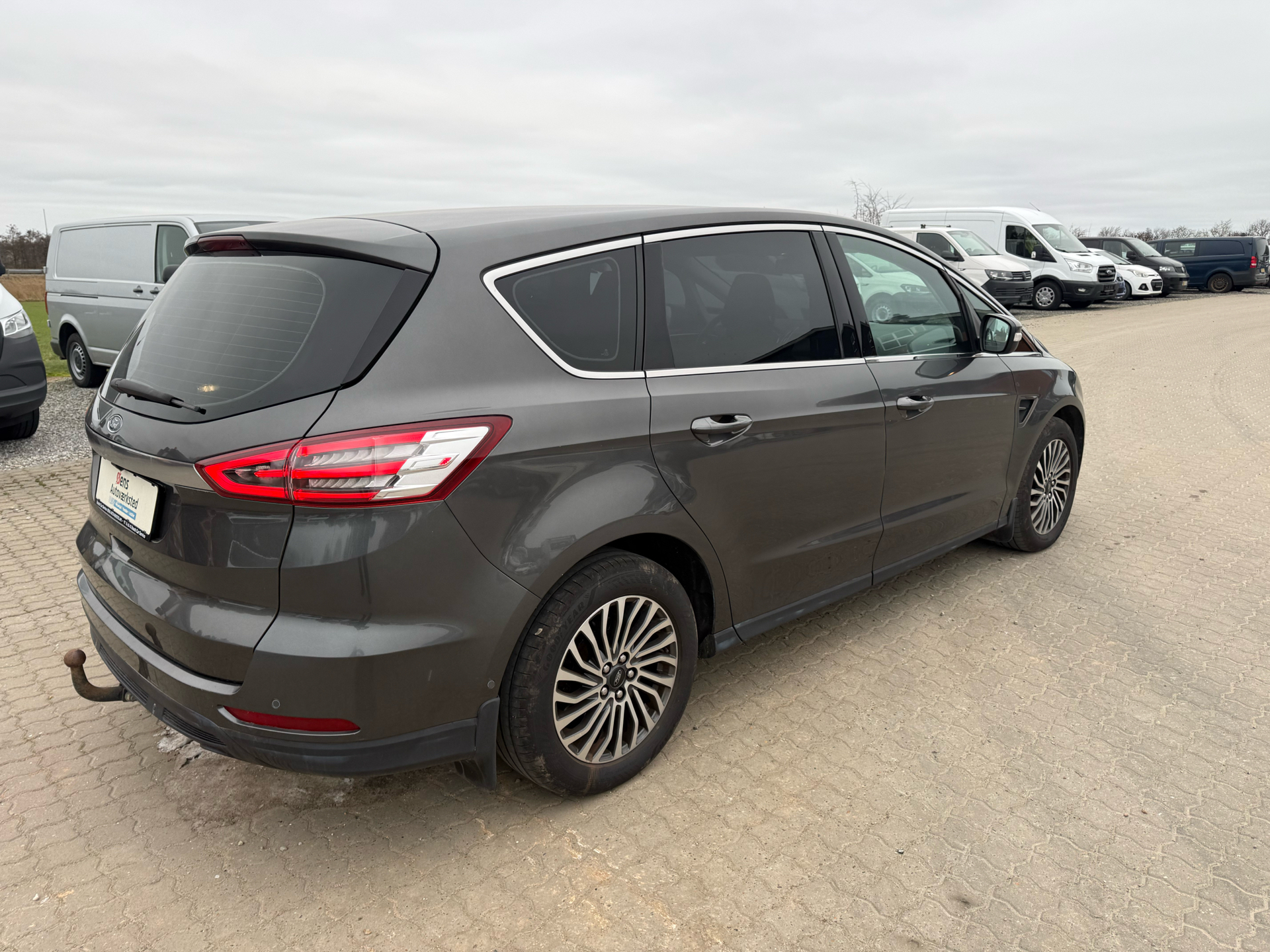 undefined Ford S-MAX fra 2019