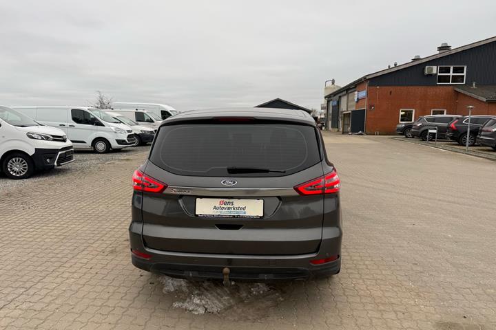undefined Ford S-MAX fra 2019