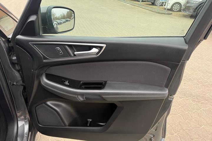 undefined Ford S-MAX fra 2019