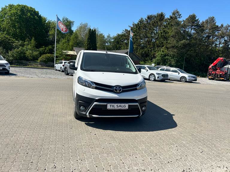 Toyota ProAce 2,0 Long D Comfort Master m/dobbelt skydedør, bagklap 122HK Van 6g