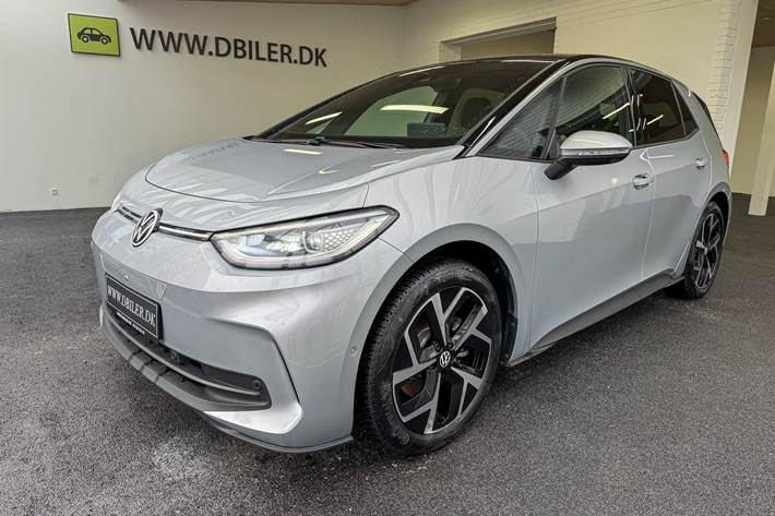 Grå VW ID.3 fra 2024 set udefra